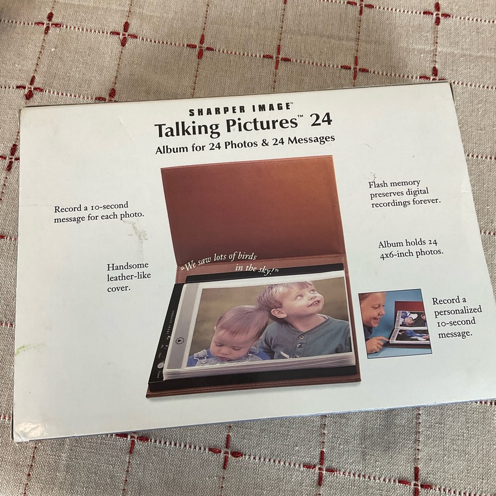 Sharper Image Talking Pictures 24: Album Photos & Messages Photo Book NEW SEALED - Picture 4 of 4
